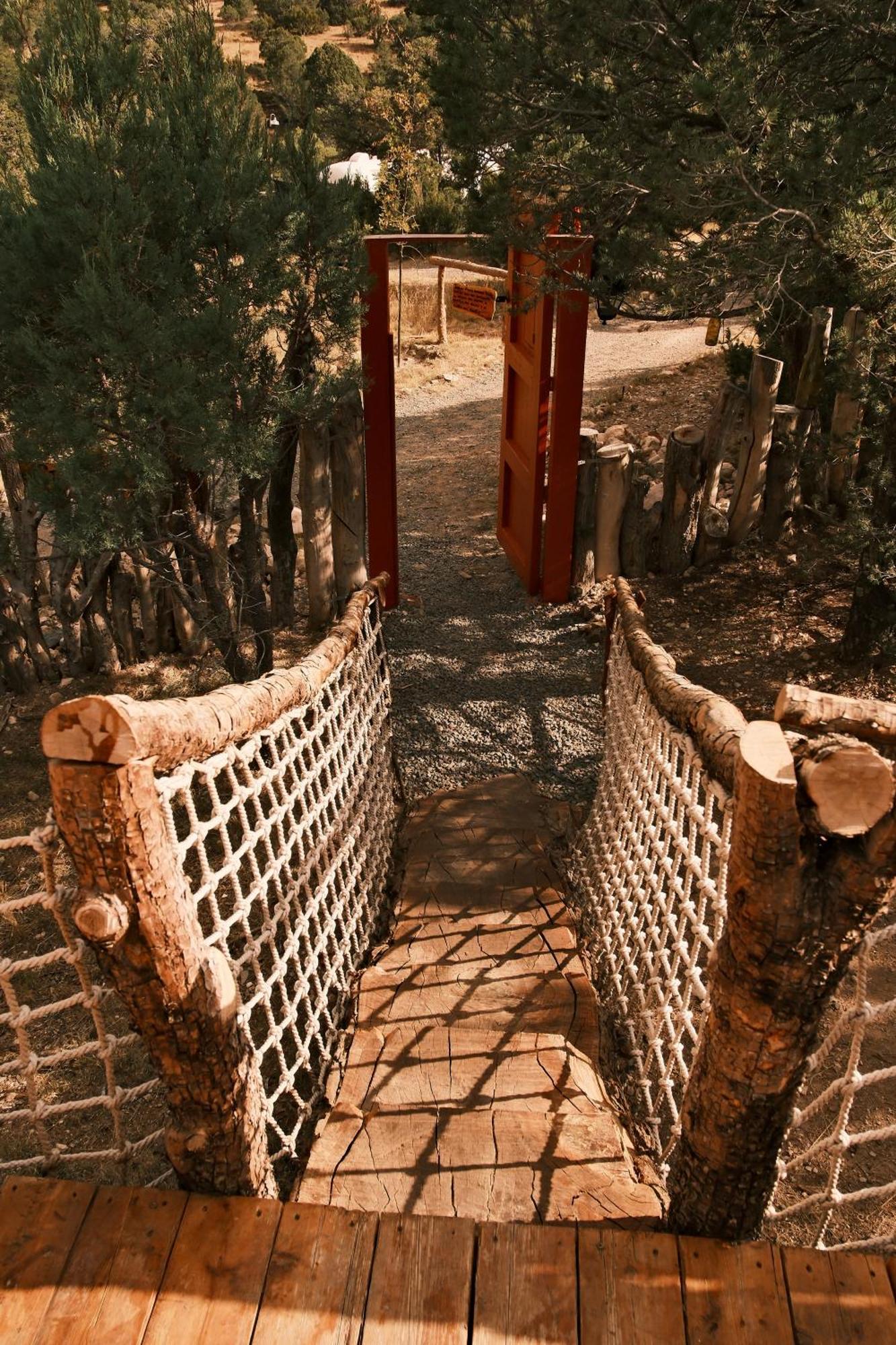 Crows Nest Treehouse At El Mstico Ranch Nogal Exterior foto